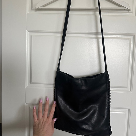 Kenneth Cole Black Leather Tote Bag - Picture 6 of 7